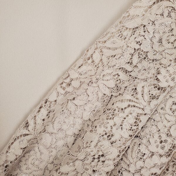 Lace-Flora