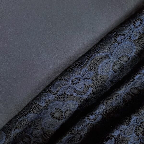 Lace- EK